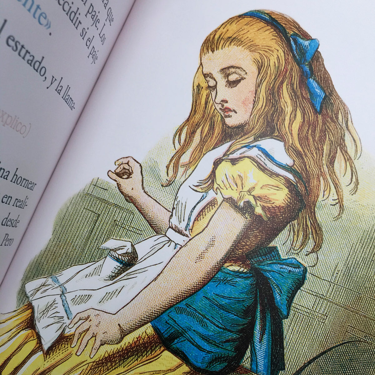 ALICIA PAIS DE LAS MARAVILLAS